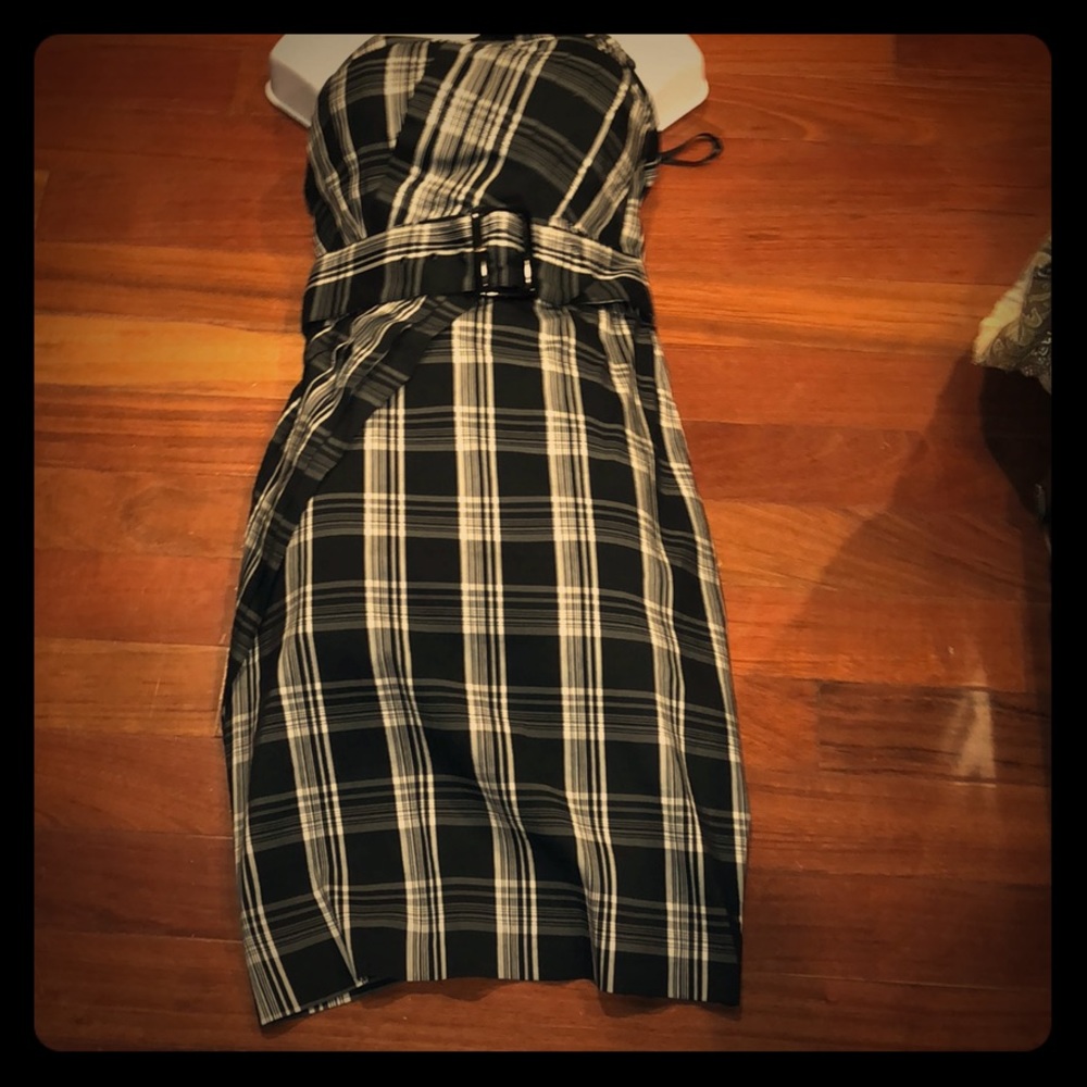 Bebe plaid strapless dress